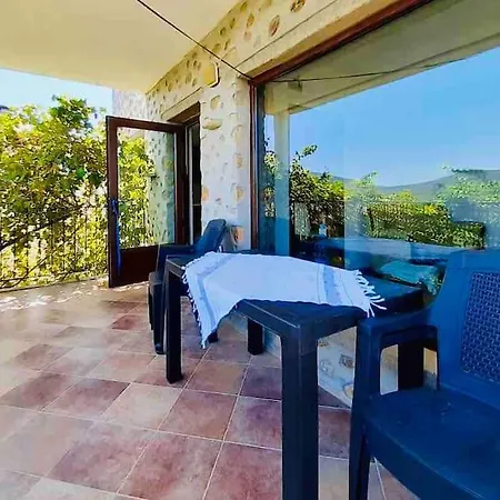 Kizilagac'ta Tas Ev Bodrum